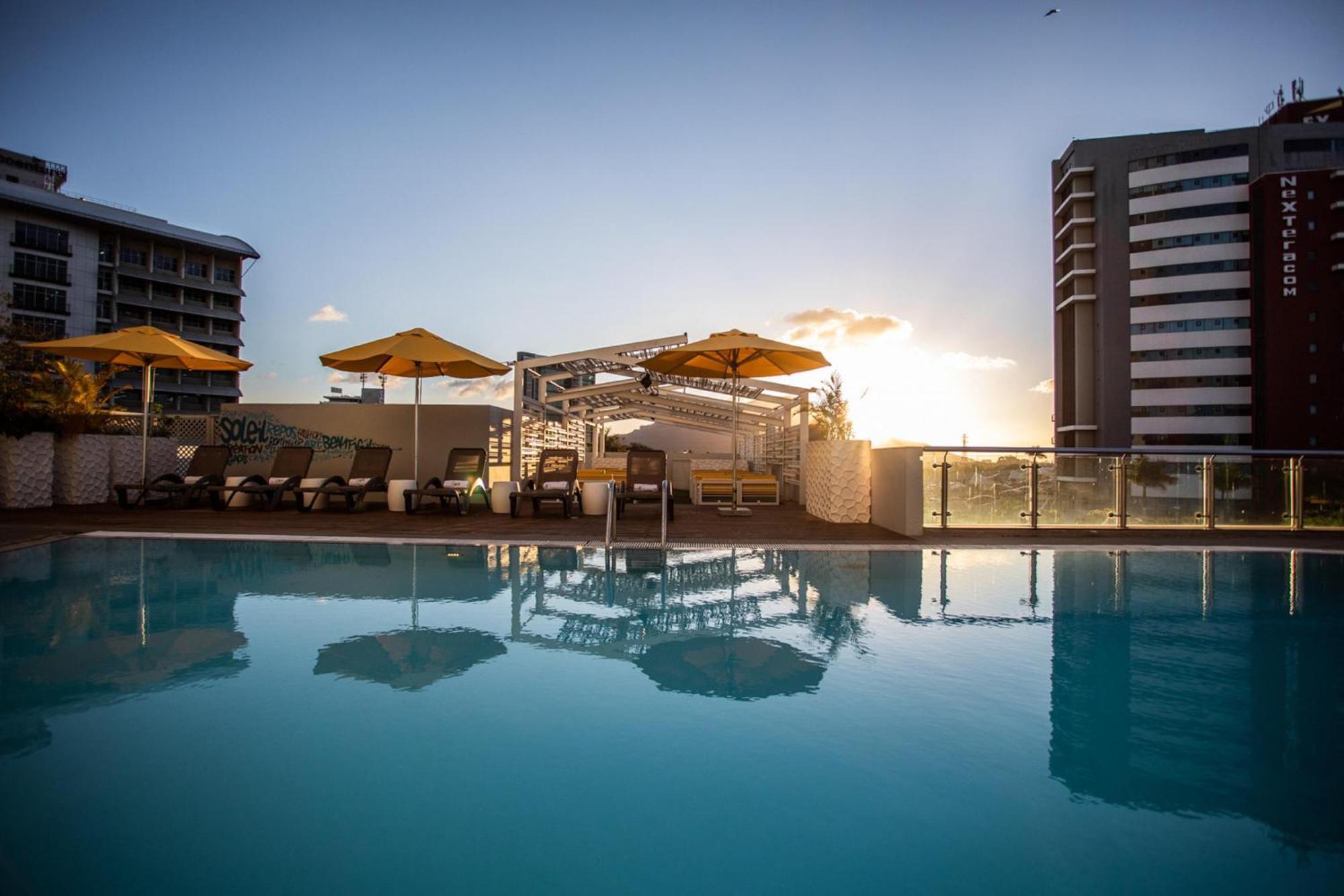קואטרה בורנס Hennessy Park Hotel מראה חיצוני תמונה