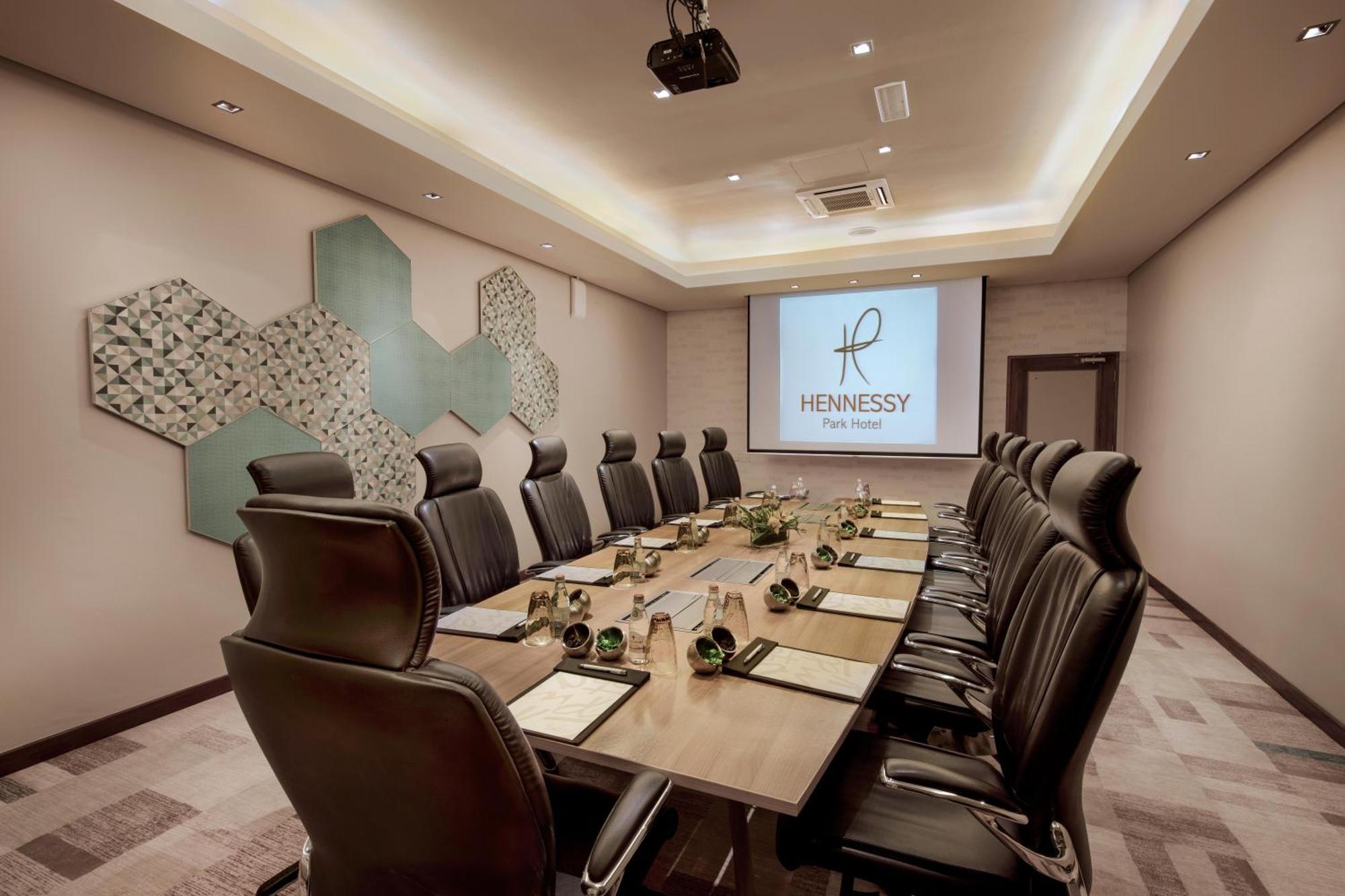 קואטרה בורנס Hennessy Park Hotel מראה חיצוני תמונה