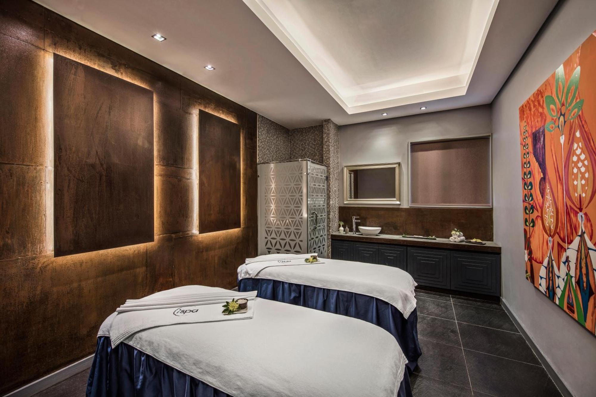 קואטרה בורנס Hennessy Park Hotel מראה חיצוני תמונה