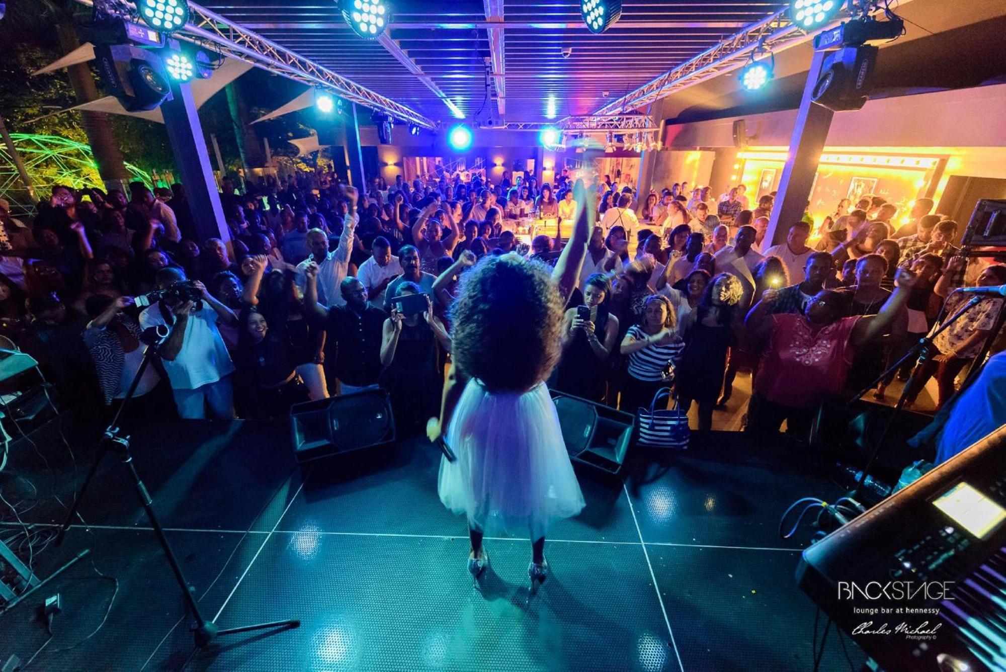 קואטרה בורנס Hennessy Park Hotel מראה חיצוני תמונה